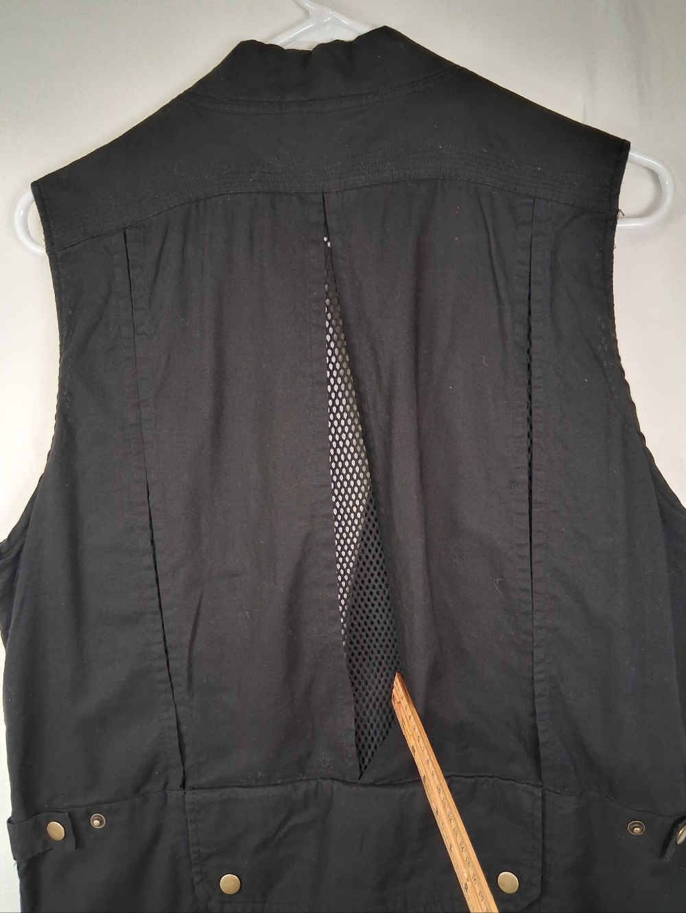 PROMARTER Men's Black Multi-Pocket Utility Vest by - Picture 14 of 15